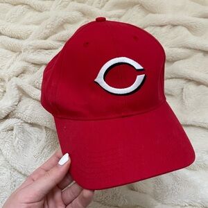 Cincinnati Reds MLB baseball cap adjustable fit red